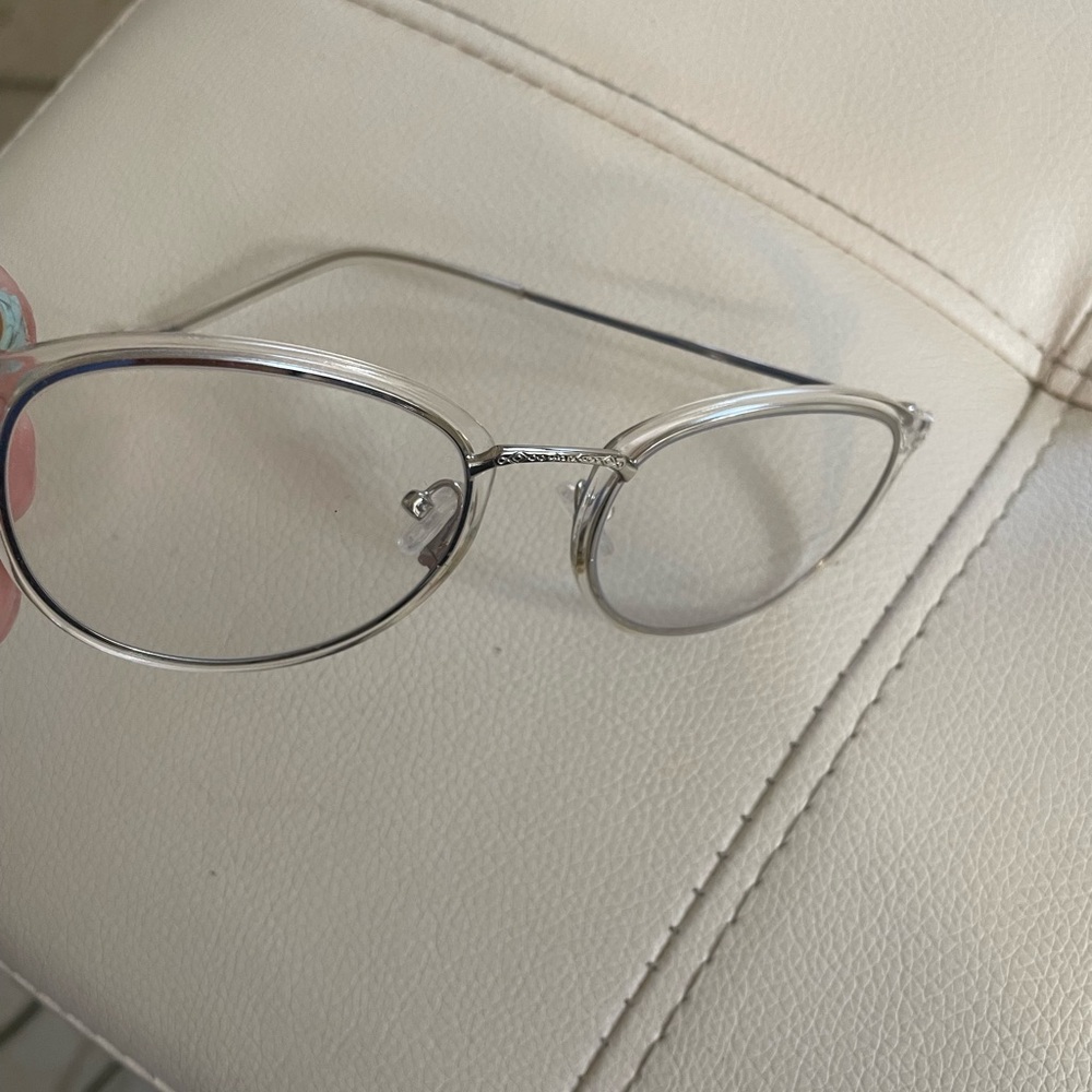 OTTO Transparent Frame Glasses - Picture 6 of 9